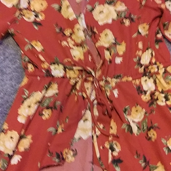 Almost Famous Cover-Up - Picture 2 of 6